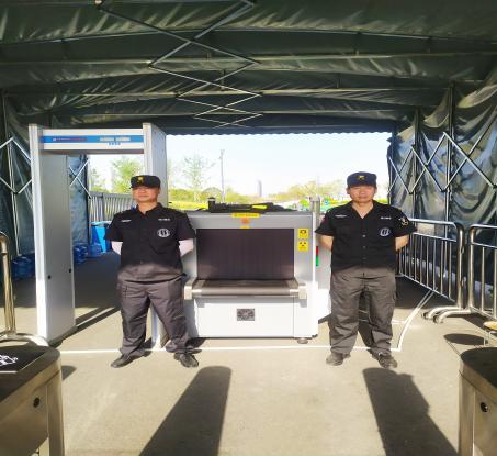 大运会场馆 B口安检通道